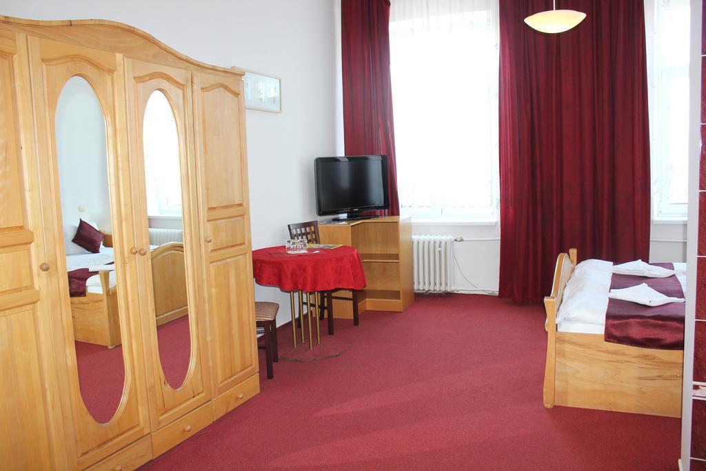 Hotel Central Český Těšín Δωμάτιο φωτογραφία