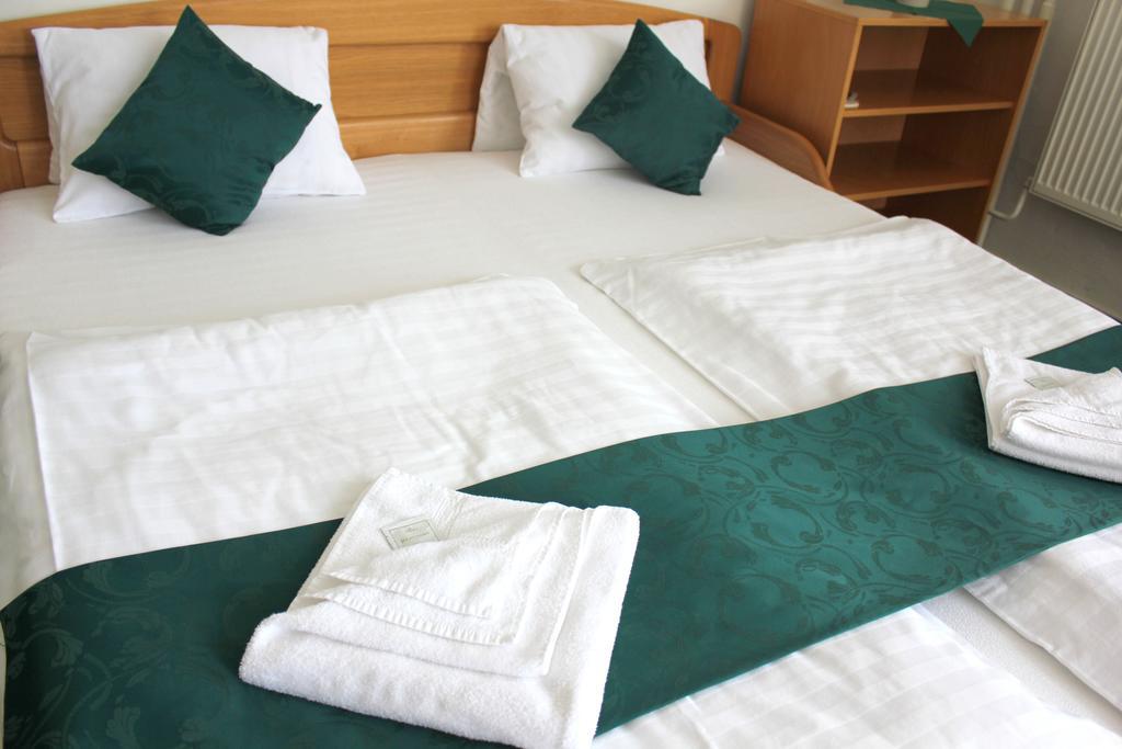Hotel Central Český Těšín Δωμάτιο φωτογραφία