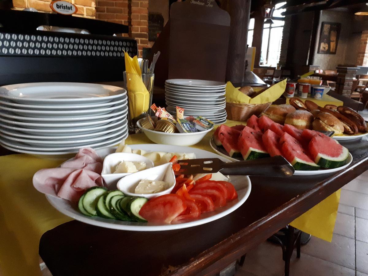 Hotel Central Český Těšín Εξωτερικό φωτογραφία